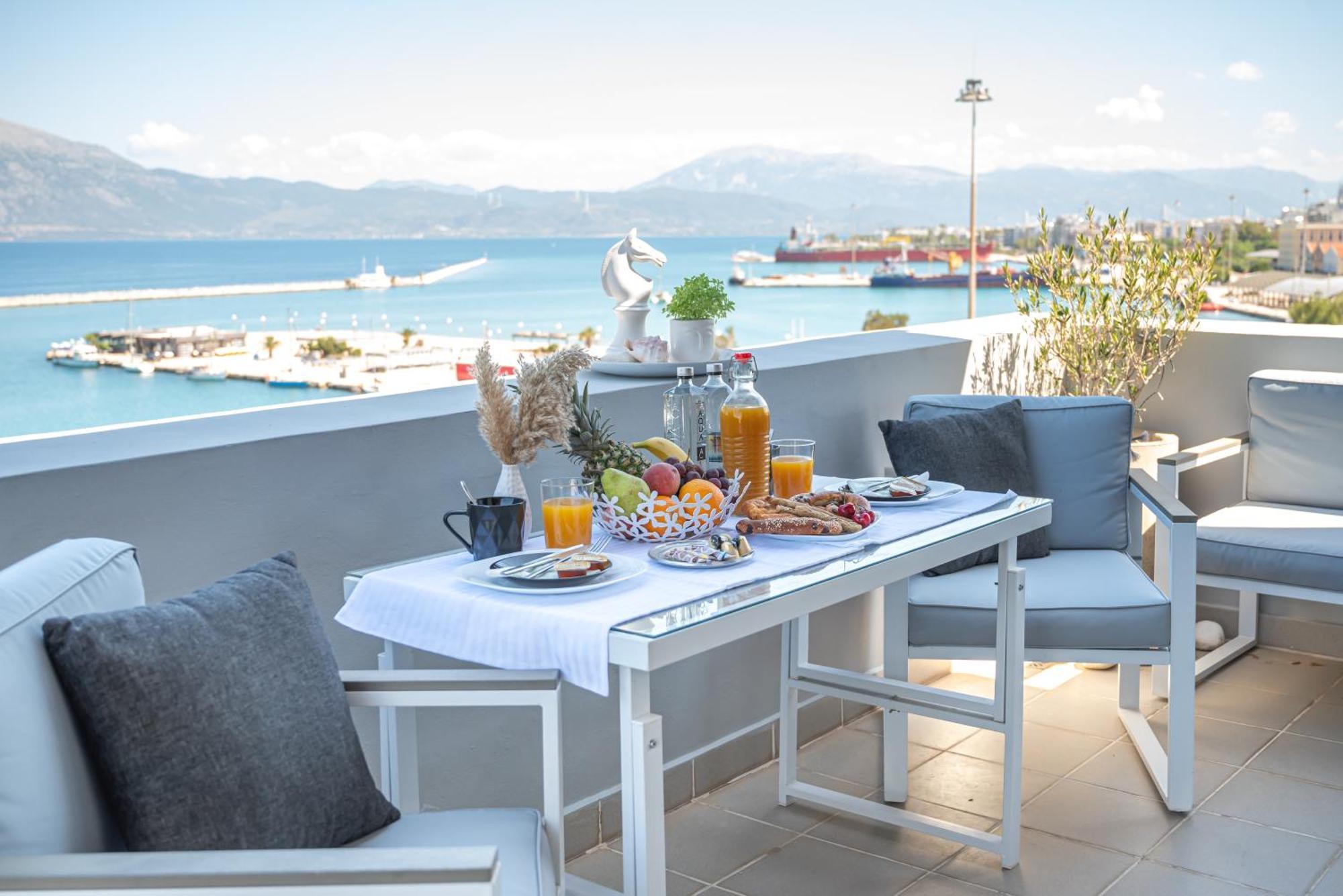 Apartamento Majestic Penthouse In The Heart Of Patra Exterior foto